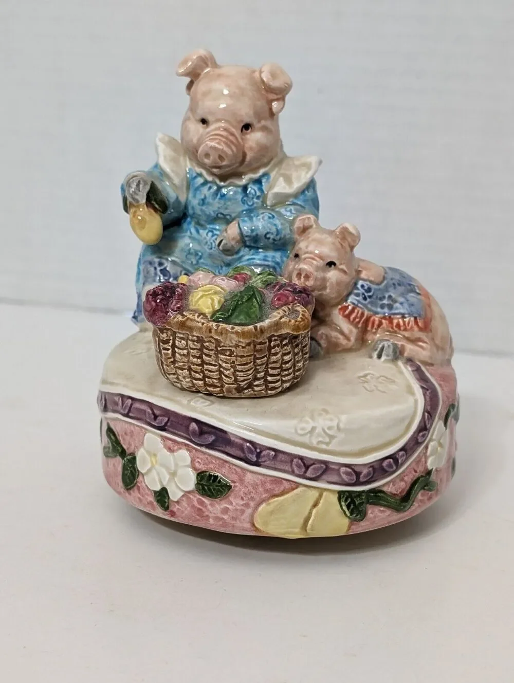 OTAGIRI Japan Pig & piglet Music Box Edith Collection Make Someone Happy